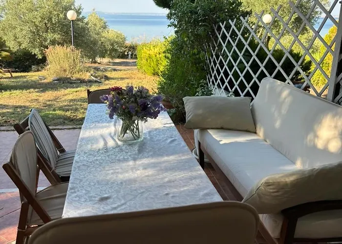 Semesterbostad Gerakina *